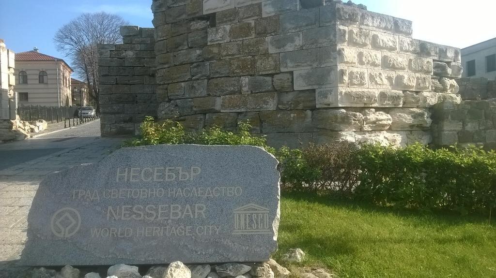 Villa Roma Monna Nesebar Exteriör bild